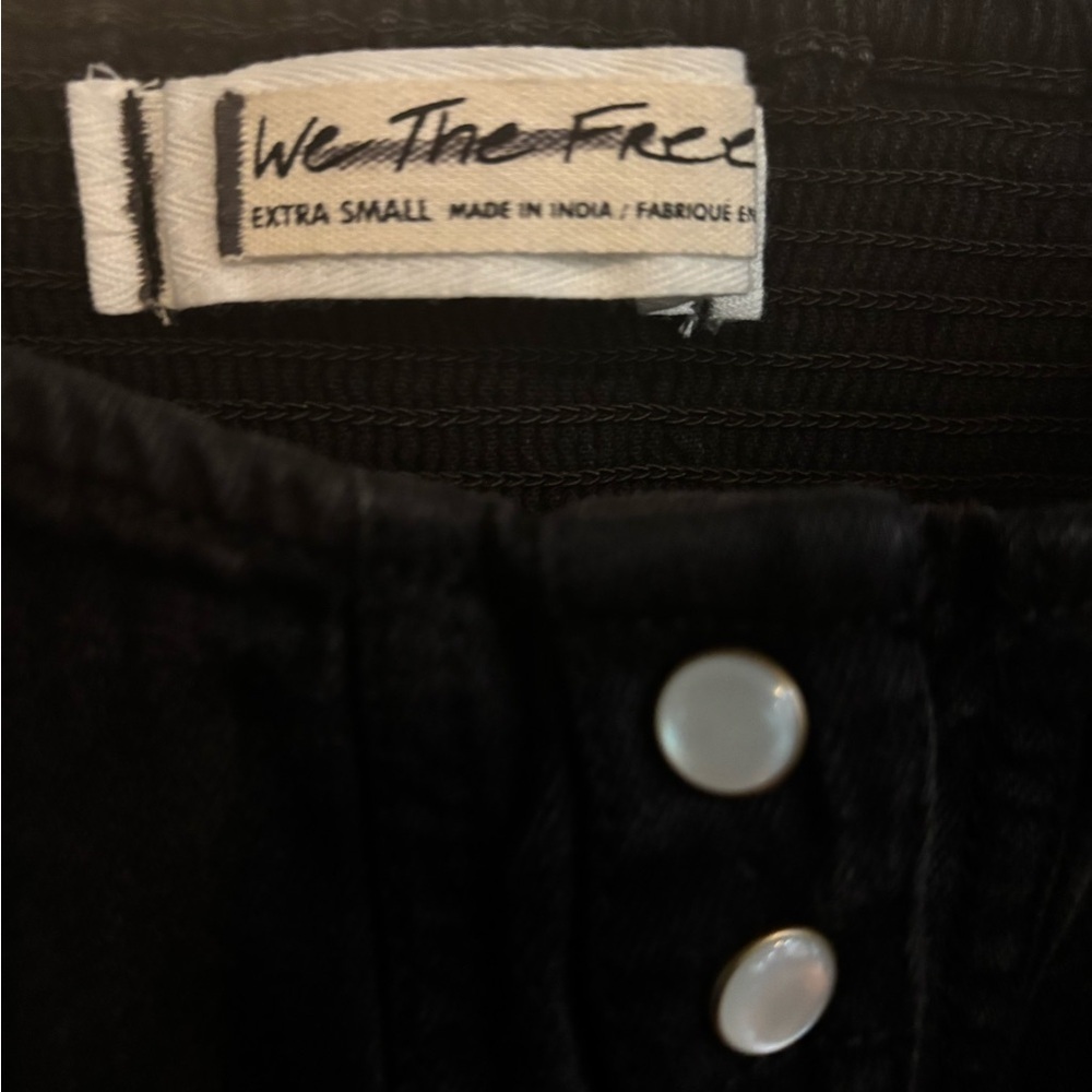 Free People, We The Free Reworked soft denim Top NWOT - Picture 7 of 7